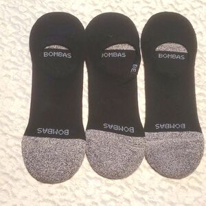 /3/NWOT BOMBAS  NO SHOW  CUSHION  SOCKS,  LARGE